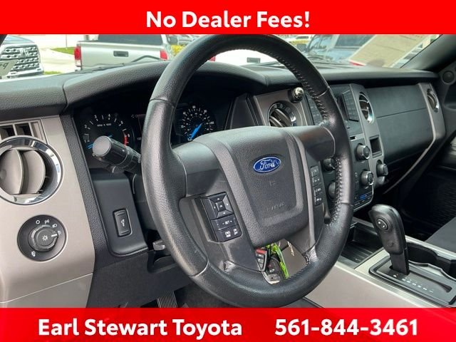 Used 2017 Silver Ford XLT image 25