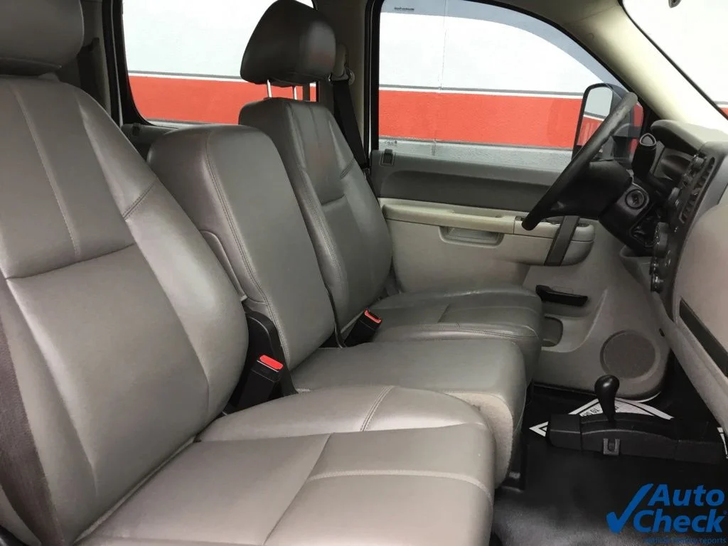 Used 2013 White GMC Work Truck image 30