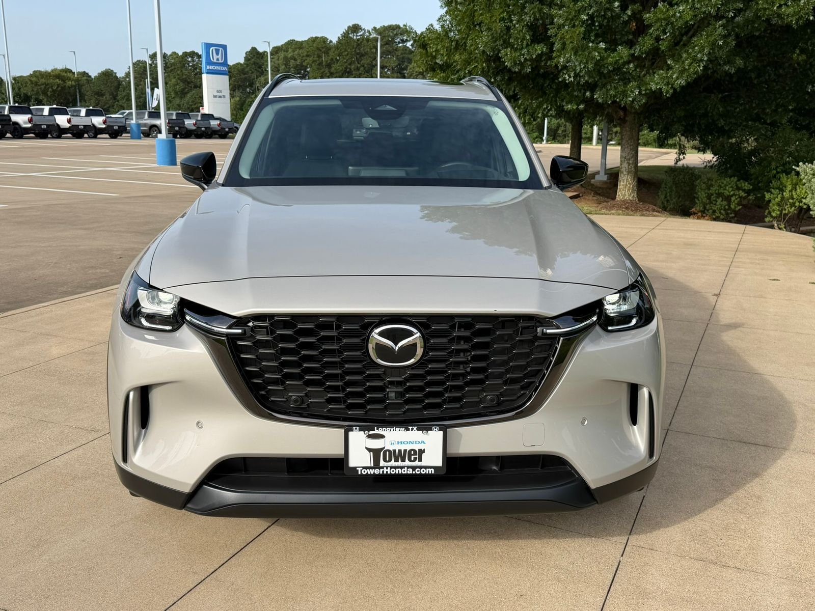Used 2026 Platinum Quartz Mazda Premium image 2
