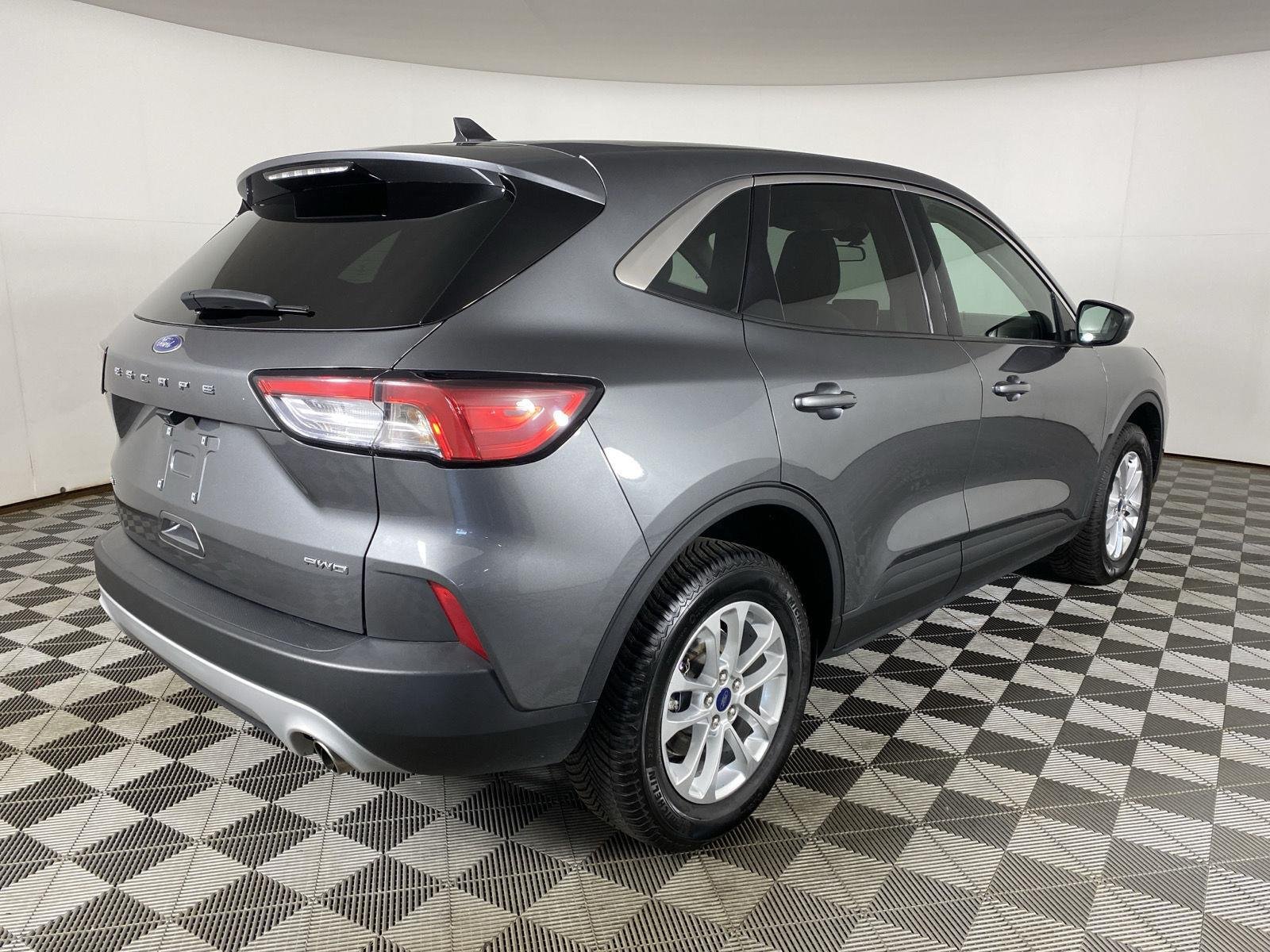 Used 2022 Carbonized Gray Ford SE image 17
