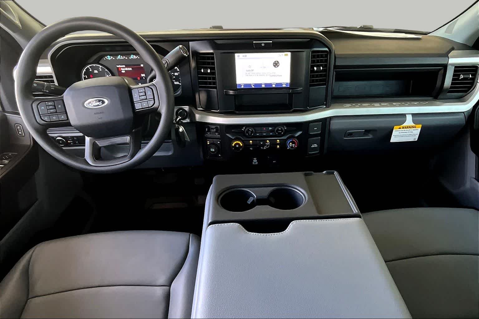 New 2026 Oxford White Ford XL image 5