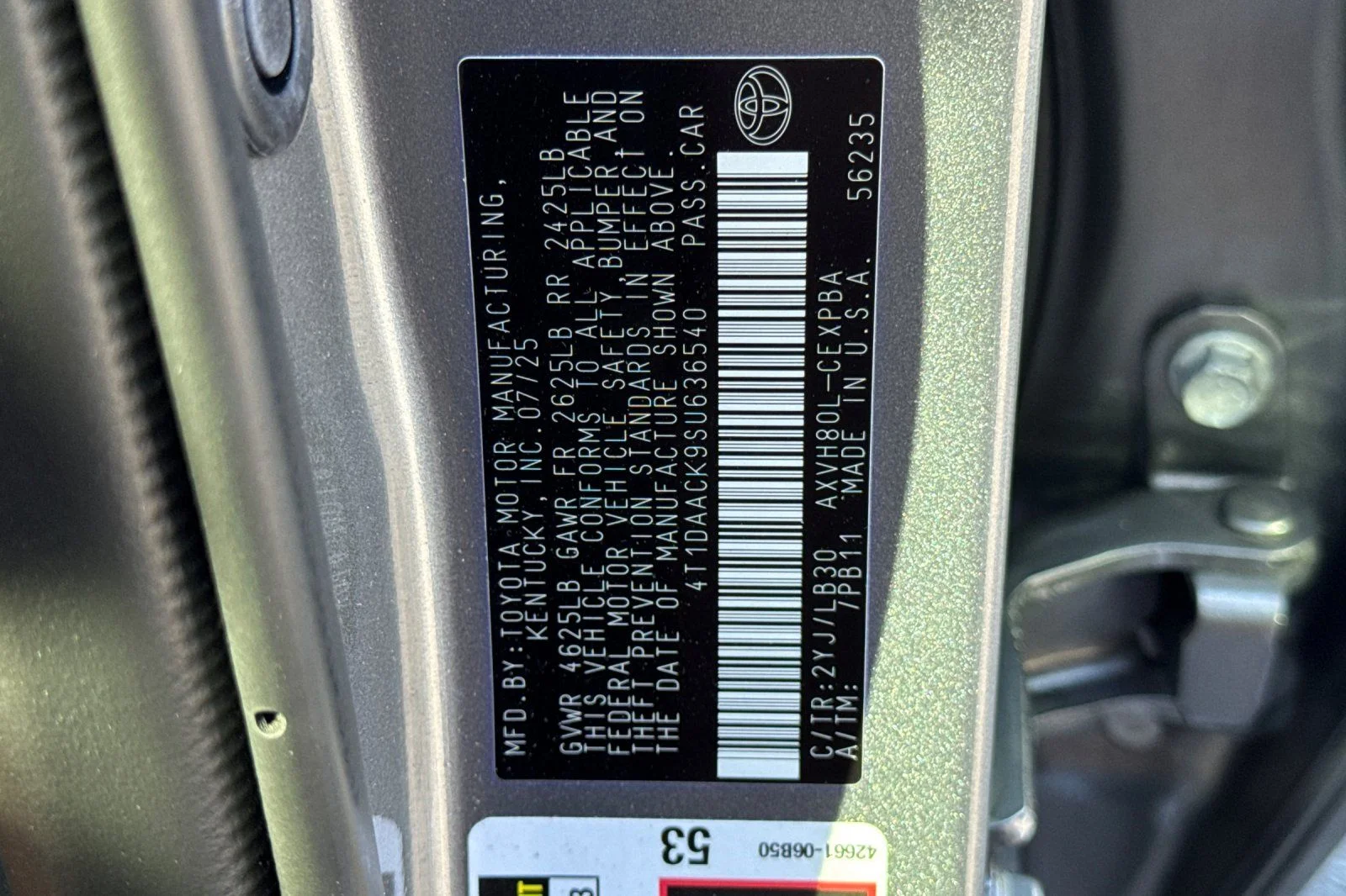 Used 2025 Metal Toyota XSE image 31