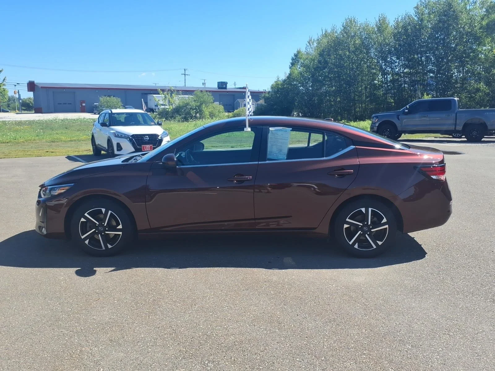 Used 2024 Rosewood Nissan SV image 7
