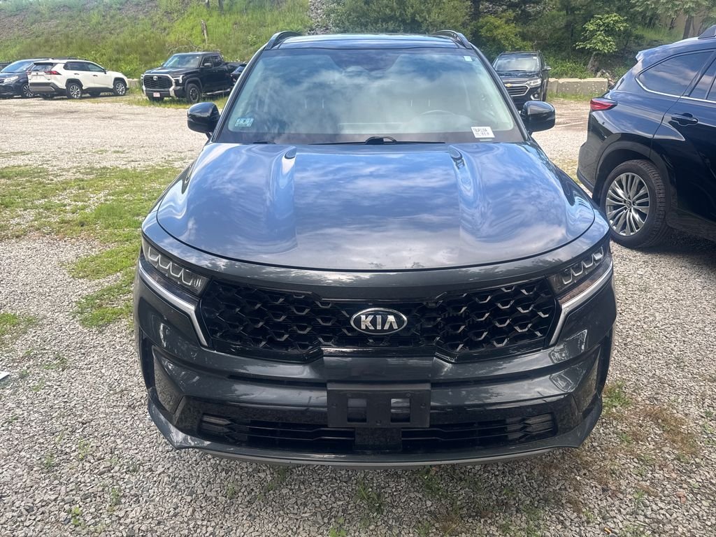 Used 2021 Gray Kia EX image 2
