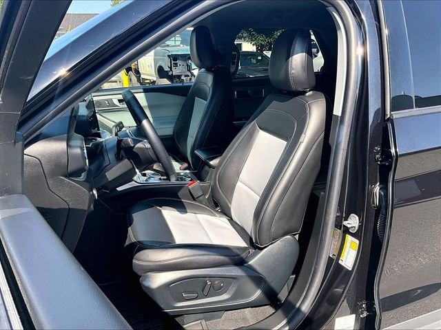 Used 2023 Black Ford XLT image 20