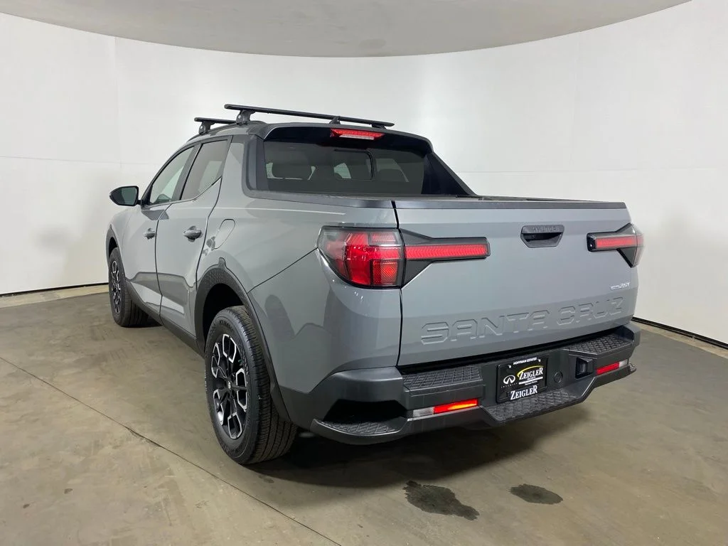 Used 2022 Gray Hyundai SEL Premium image 5