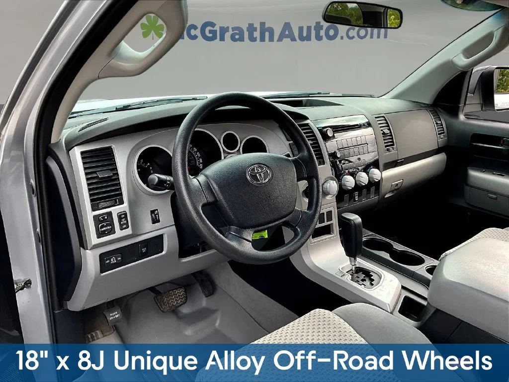 Used 2009 Silver Toyota SR5 image 18