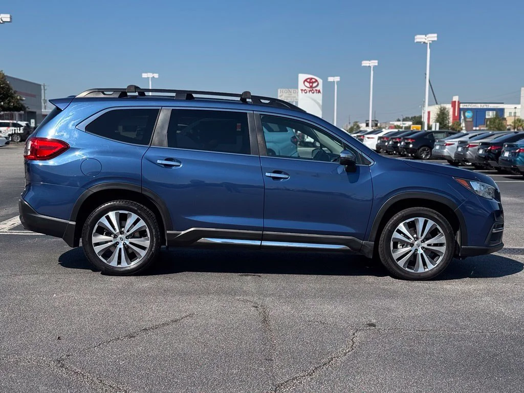 Used 2022 Blue Subaru Touring image 7