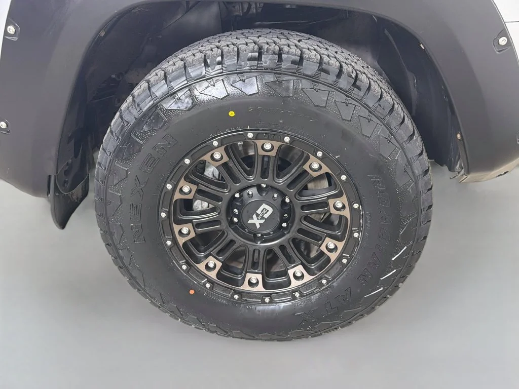 Certified Used 2019 Silver Toyota SR5 image 28