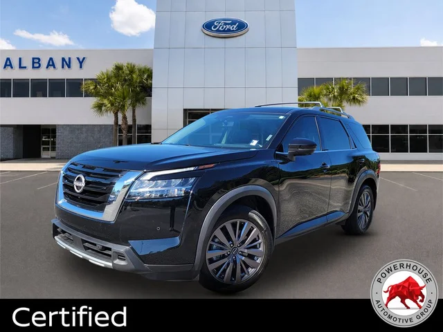 2024 Nissan Pathfinder SL