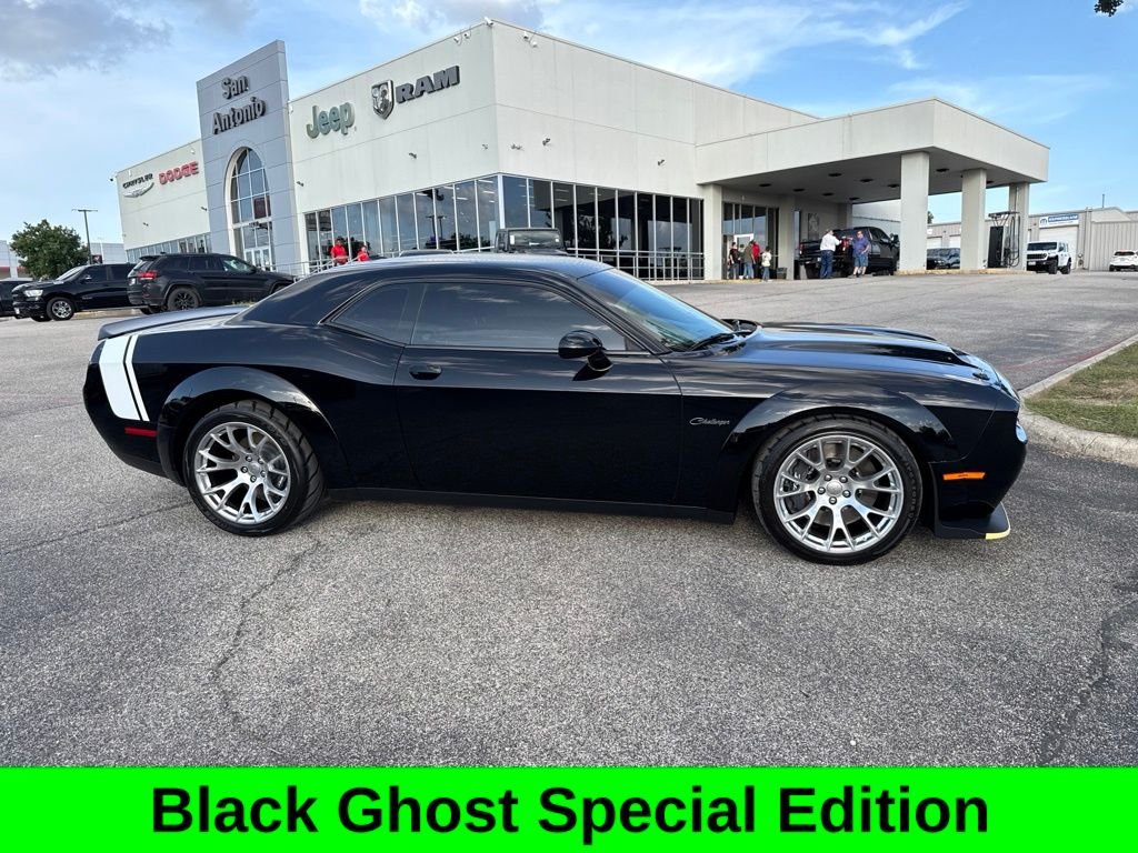Used 2023 Black Dodge SRT Hellcat Redeye Widebody image 5