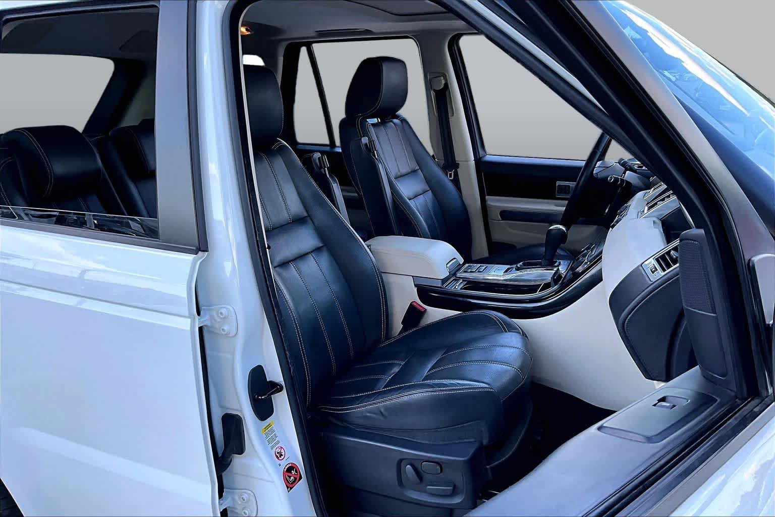 Used 2013 Fuji White Land Rover HSE LUX image 8