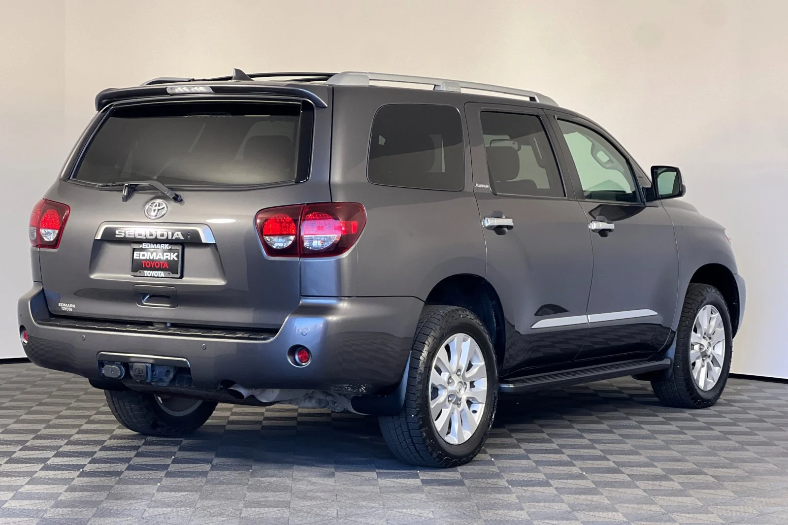 Used 2022 Magnetic Gray Metallic Toyota Platinum image 3