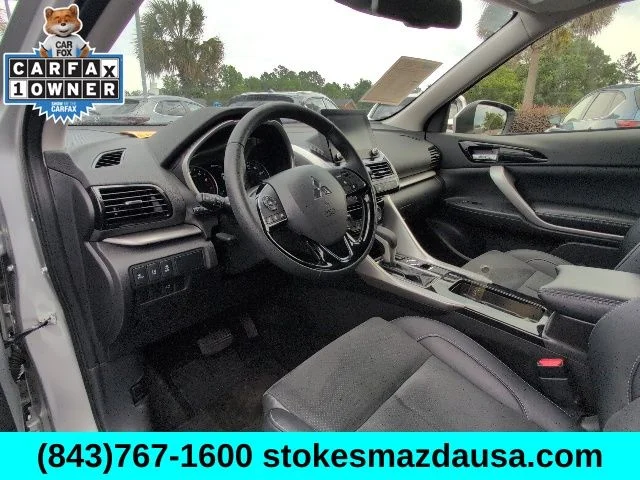 Used 2025 Silver Mitsubishi SE image 16
