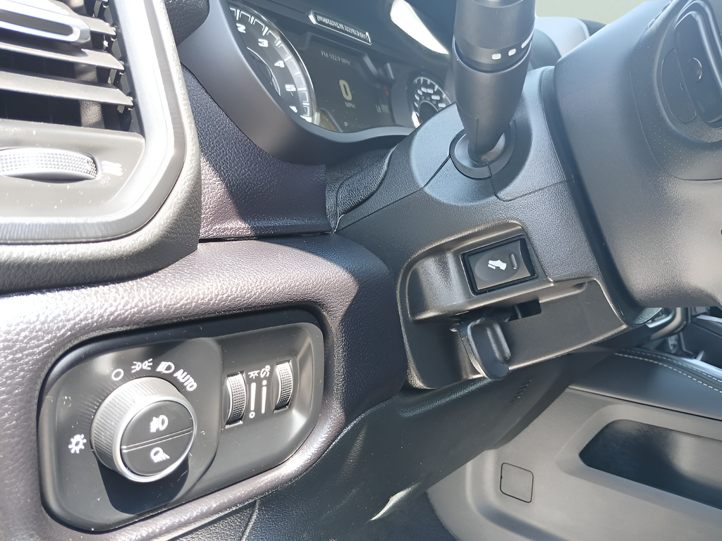 Used 2022 Blue Ram Power Wagon image 26