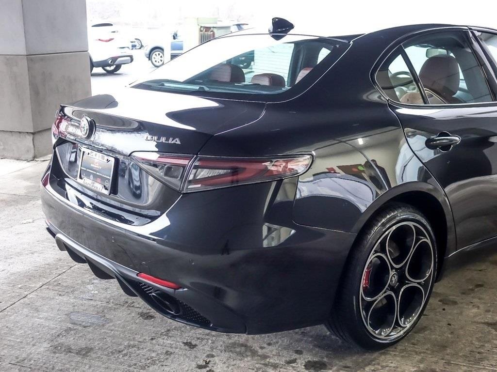 2025 ALFA ROMEO GIULIA (952) - Image 6