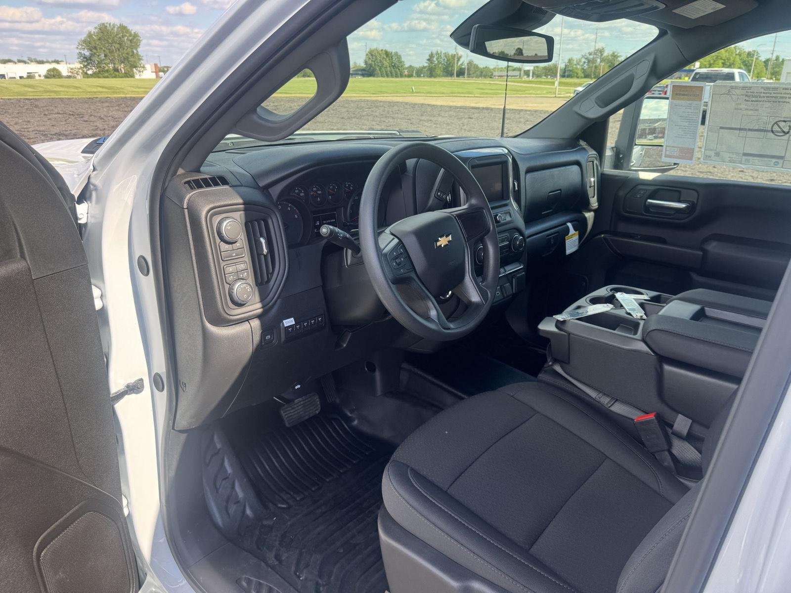 2026 Chevrolet Silverado 3500 HD Work Truck - Photo 9
