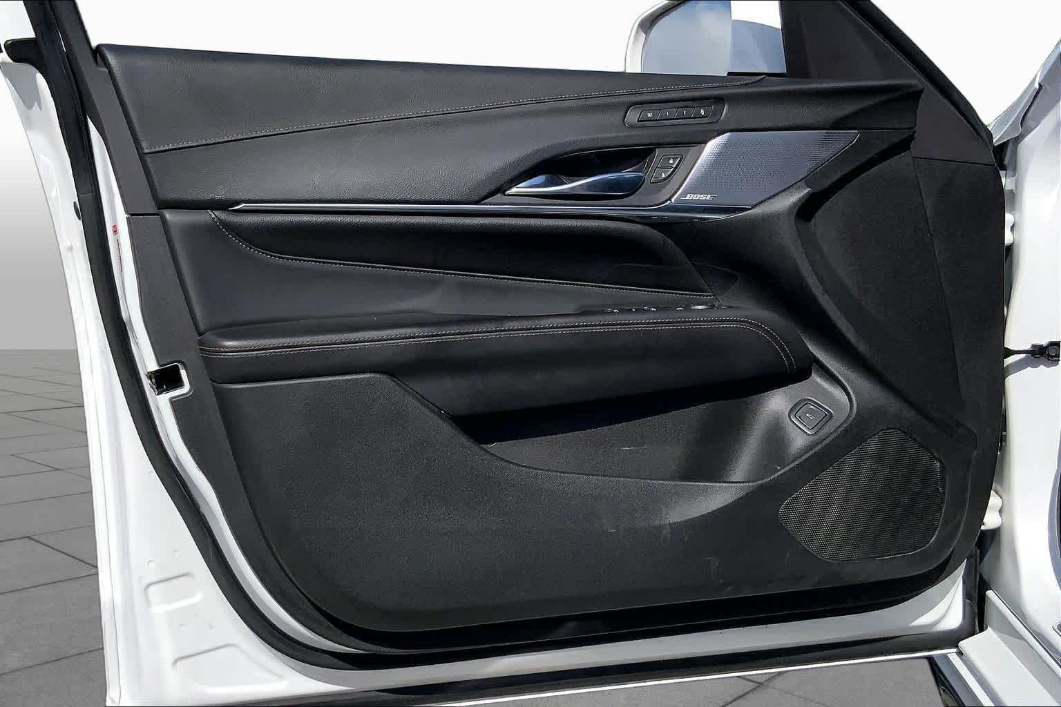 Used 2021 Summit White Cadillac V-Series image 21