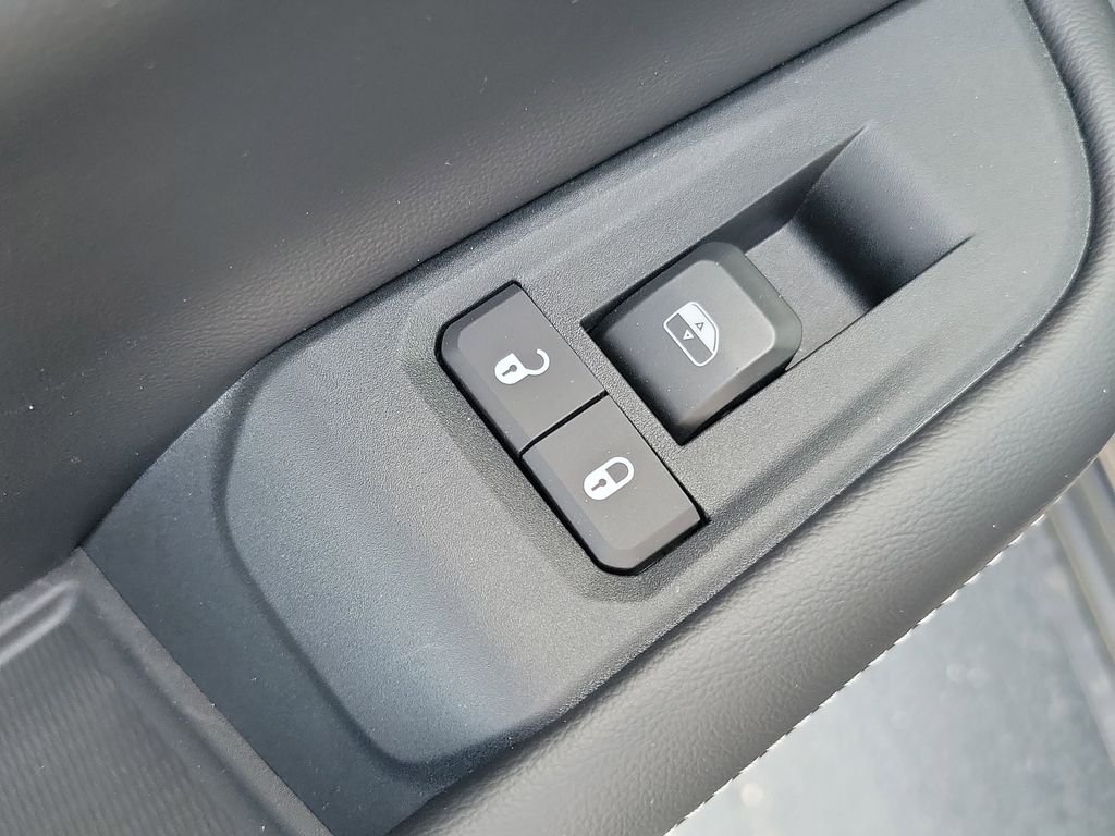 New 2026 Baltic Gray Metallic Clearcoat Jeep Laredo X image 13
