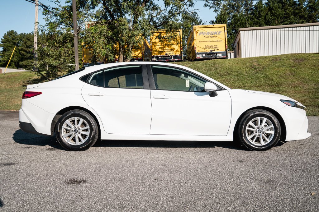 Certified Used 2025 Ice Toyota LE image 8