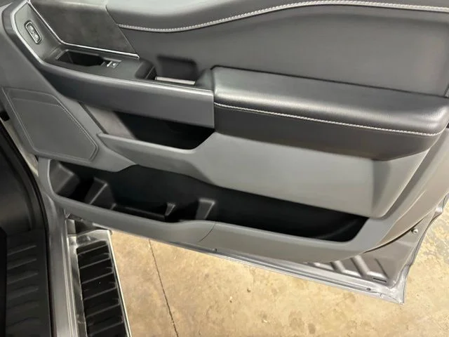 Used 2025 Silver Ford XLT image 21