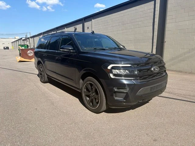 Used 2023 Black Ford Limited image 1