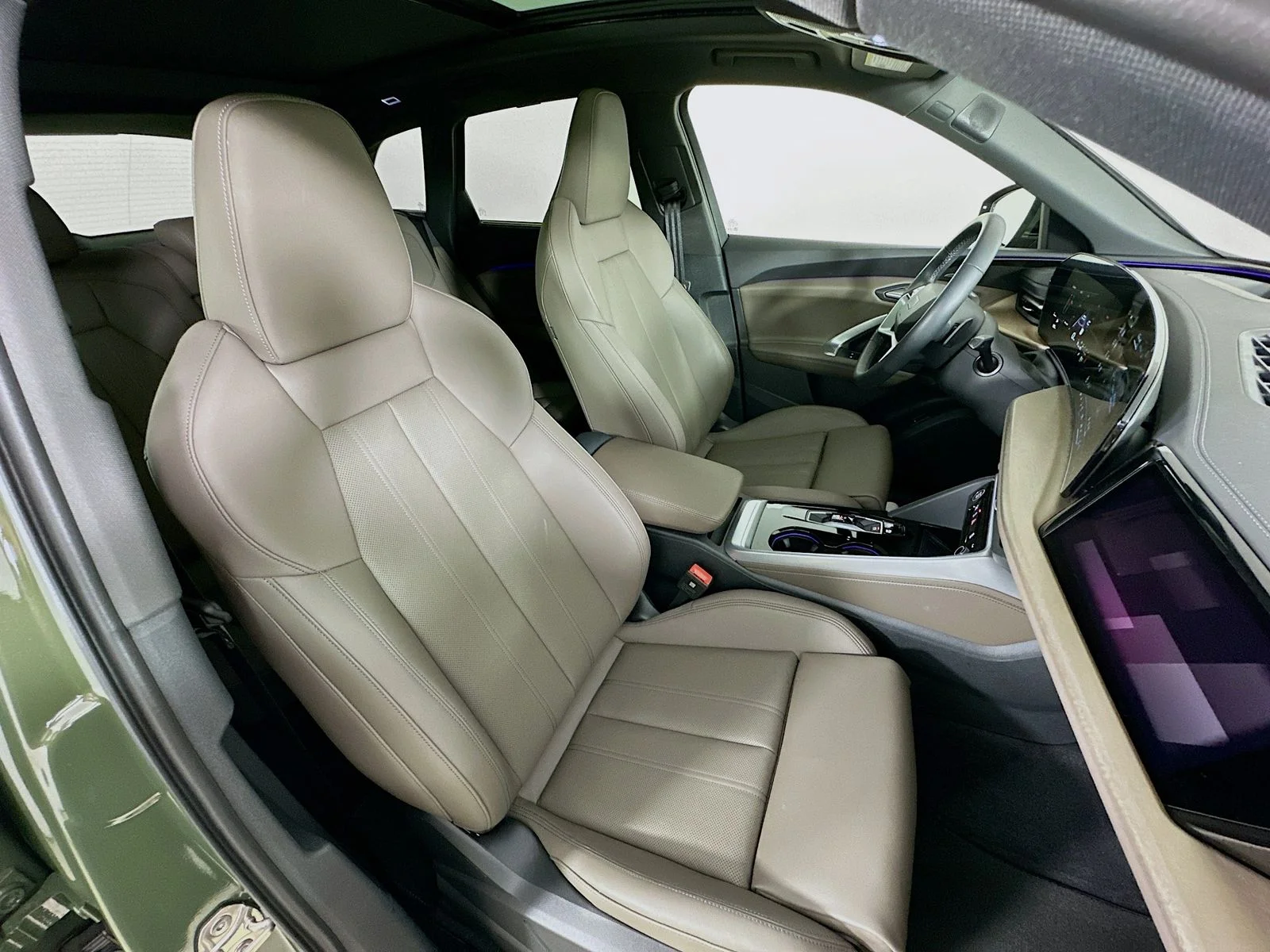 Used 2025  Audi  image 44