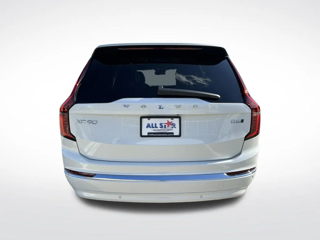2026 Volvo XC90 Plus - Photo 8
