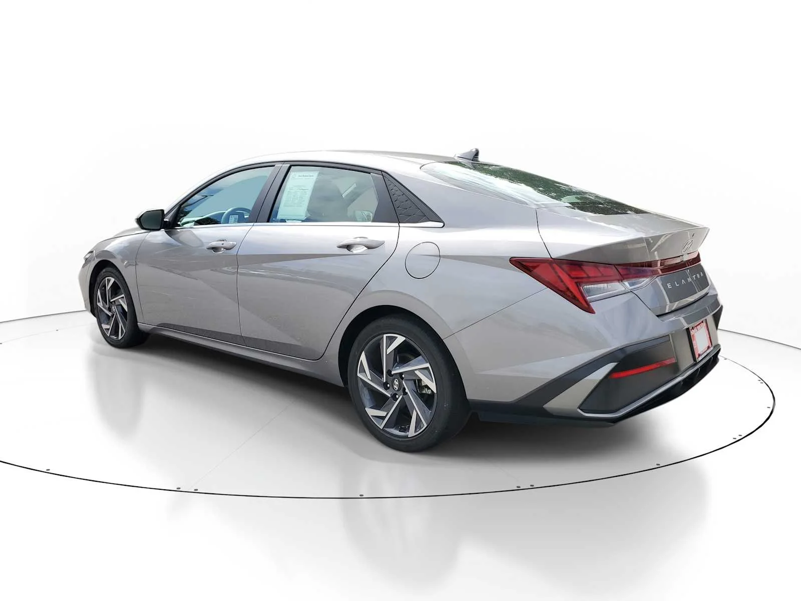 Used 2025 Fluid Metal Hyundai SEL Convenience image 4