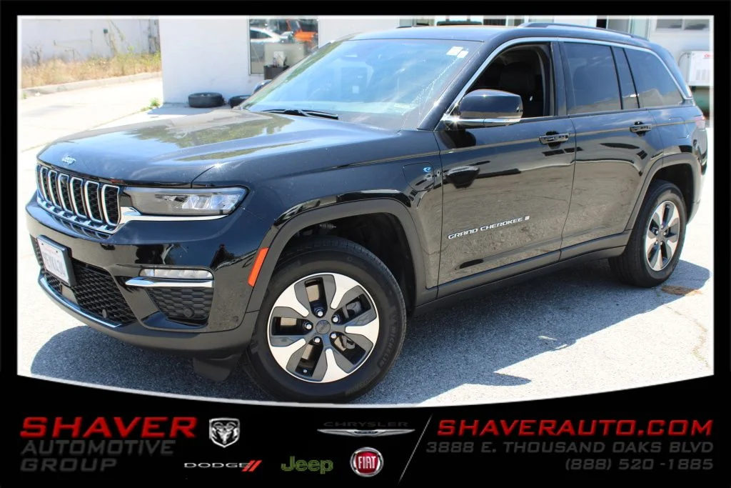 2022 Jeep Grand Cherokee 4xe 4x4's photo