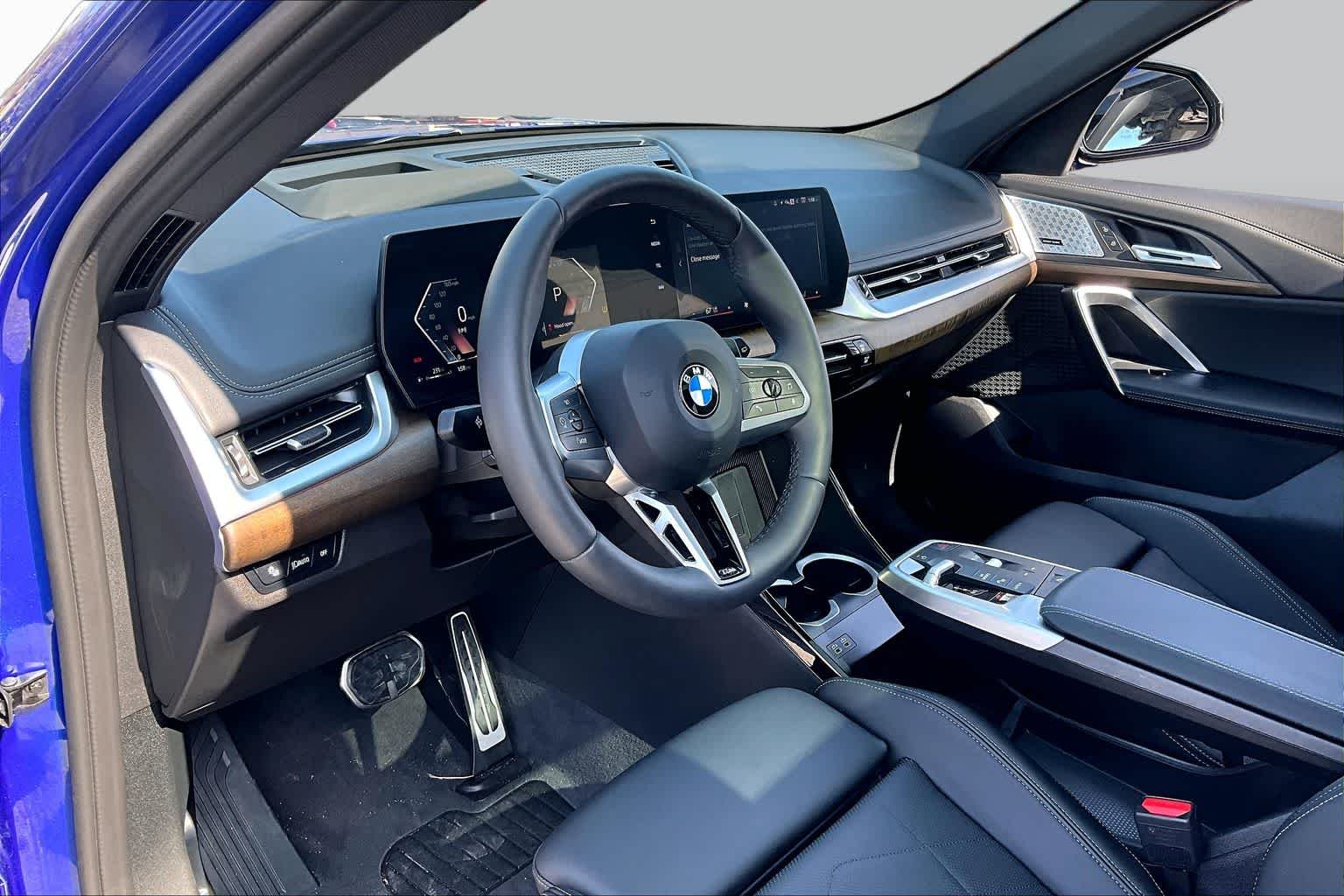 Used 2025 Portimao Blue Metallic BMW xDrive28i image 16