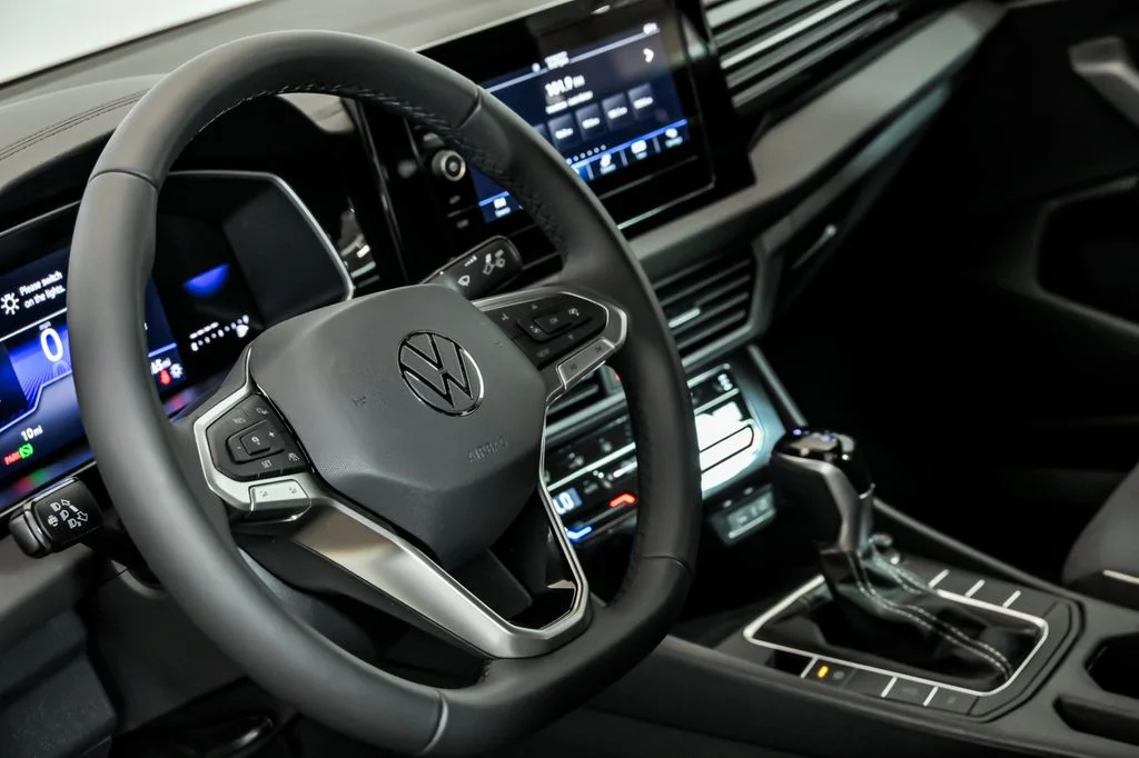 New 2026 Red Volkswagen 1.5T Sport image 9