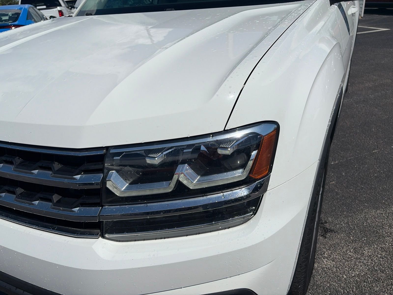 Used 2019 White Volkswagen SEL image 19