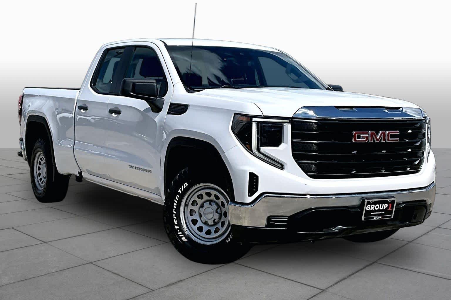 Used 2023 Summit White GMC Pro image 3