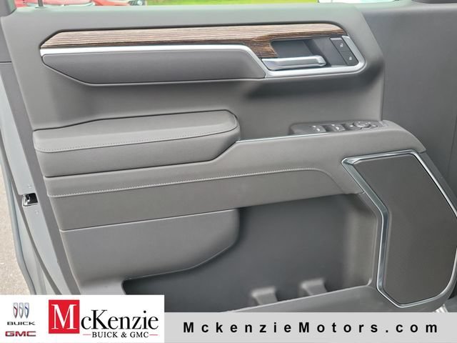 New 2026 Sterling Metallic GMC Elevation image 8