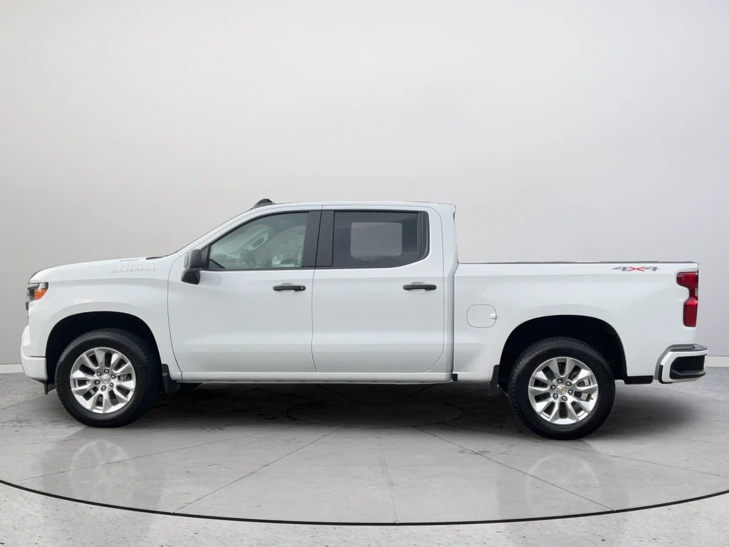 2026 Chevrolet Silverado 1500 Custom - Photo 8