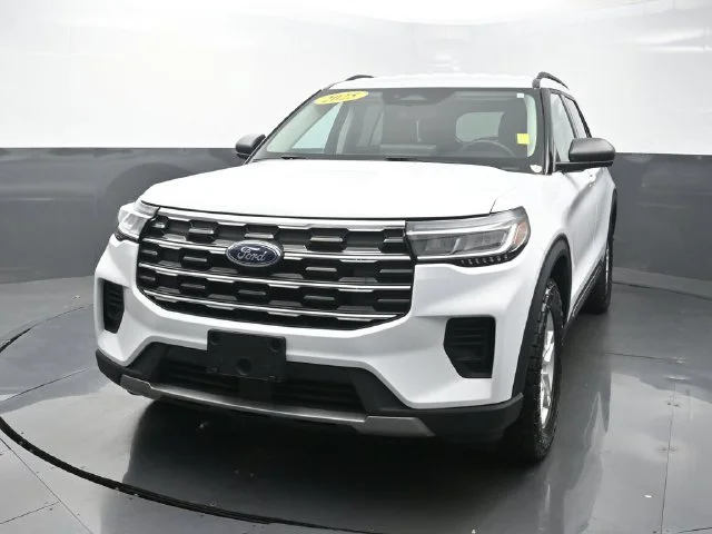 Pre-Owned 2025 Ford Explorer Active