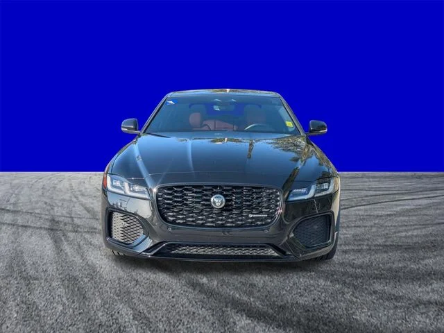 Certified Used 2024 Santorini Black Jaguar R-Dynamic SE image 9