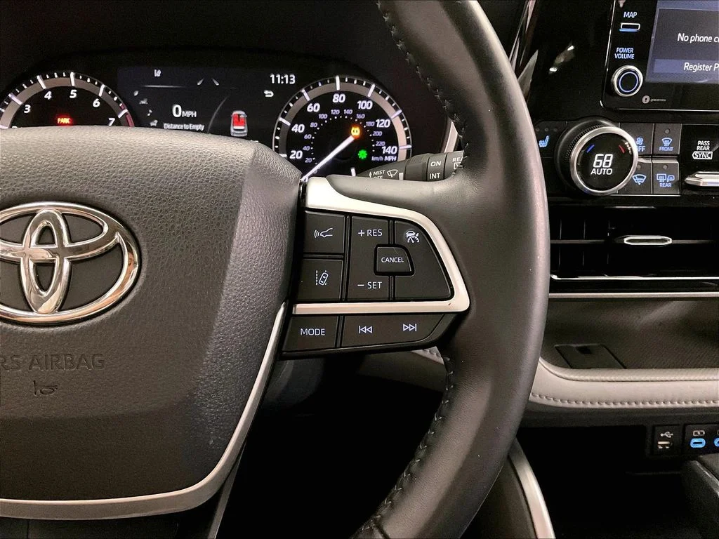 Used 2022 Gray Toyota XLE image 23