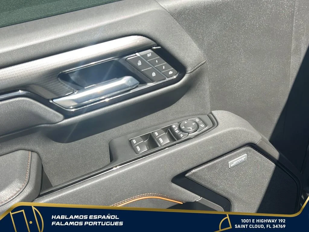 Used 2025 Titanium Rush Metallic GMC AT4 image 11