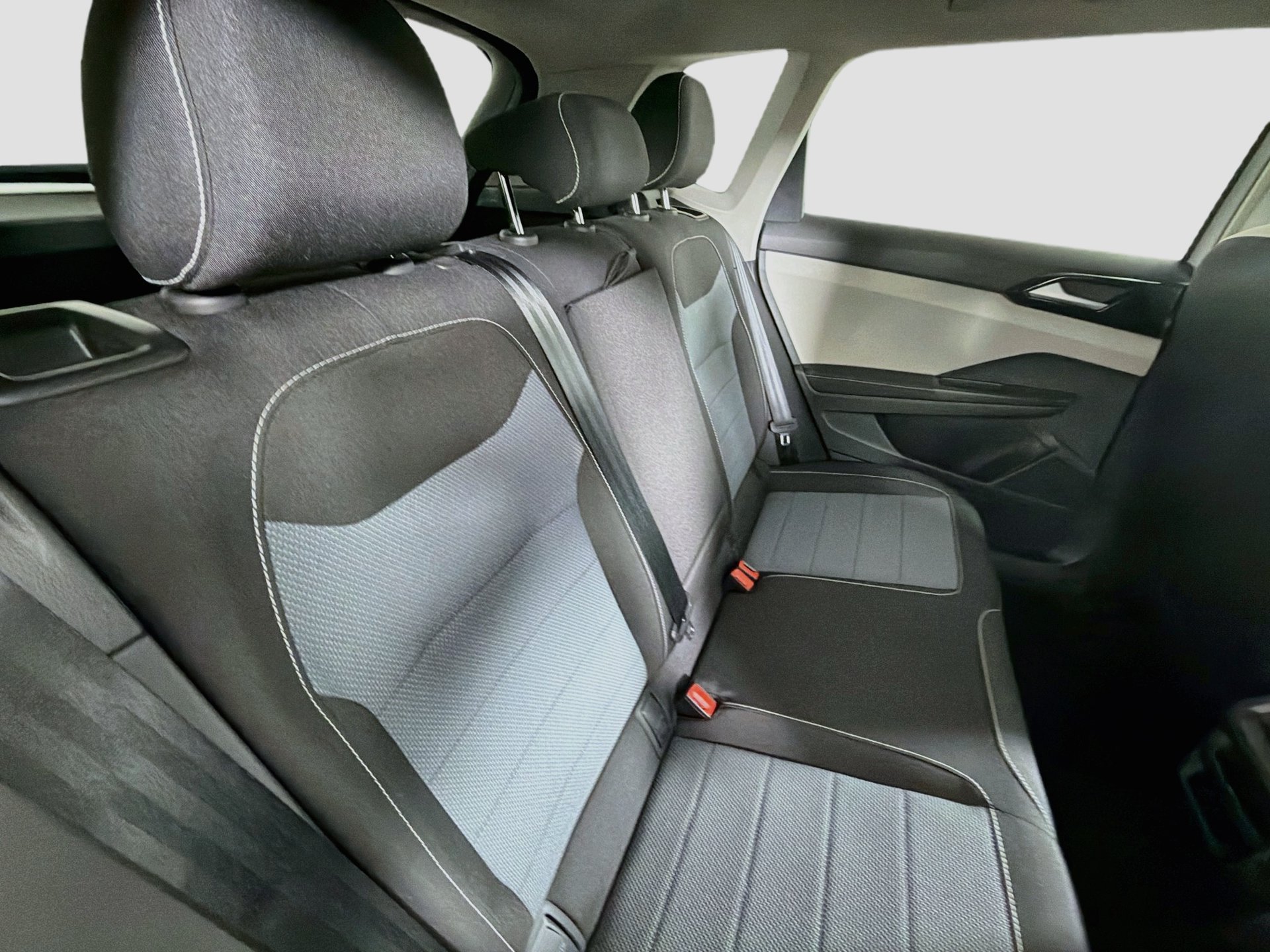 New 2027 White Volkswagen 1.5T S image 23