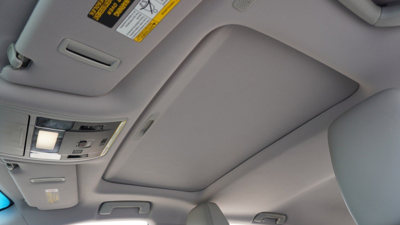Used 2019 Blue Lexus RX 350L Luxury image 28