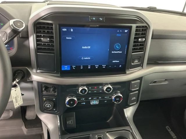 New 2026 Oxford White Ford XLT image 18