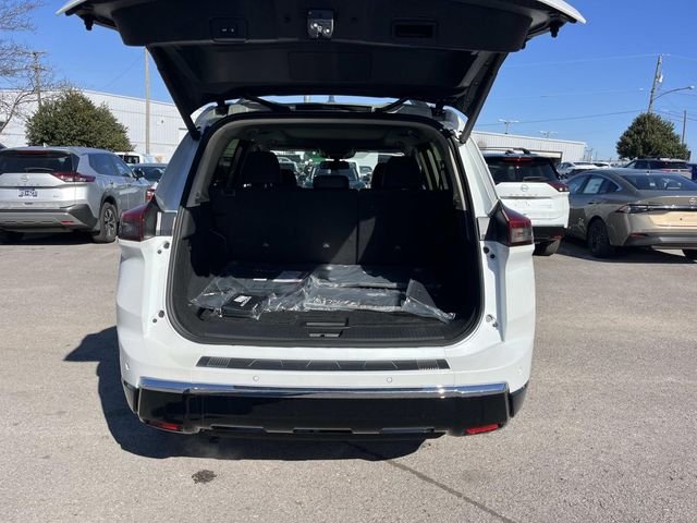 New 2026 Everest White Pearl TriCoat Nissan Platinum image 12