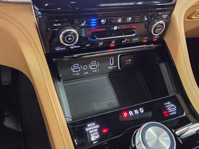 Used 2023 Red Jeep Summit Reserve image 24