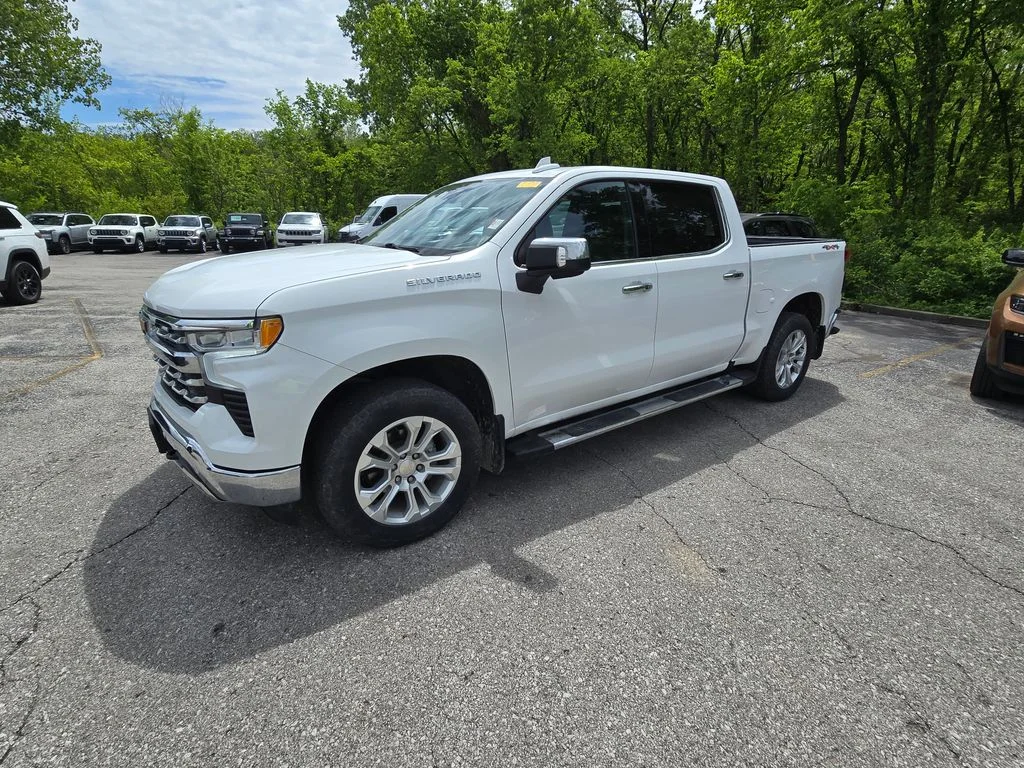 Used 2023 Chevrolet Silverado 1500 LTZ with VIN 2GCUDGED5P1140229 for sale in Kansas City