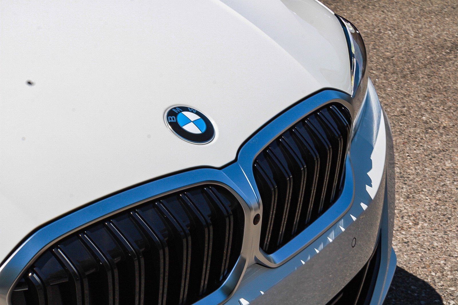 New 2026 Alpine White BMW 330i image 9