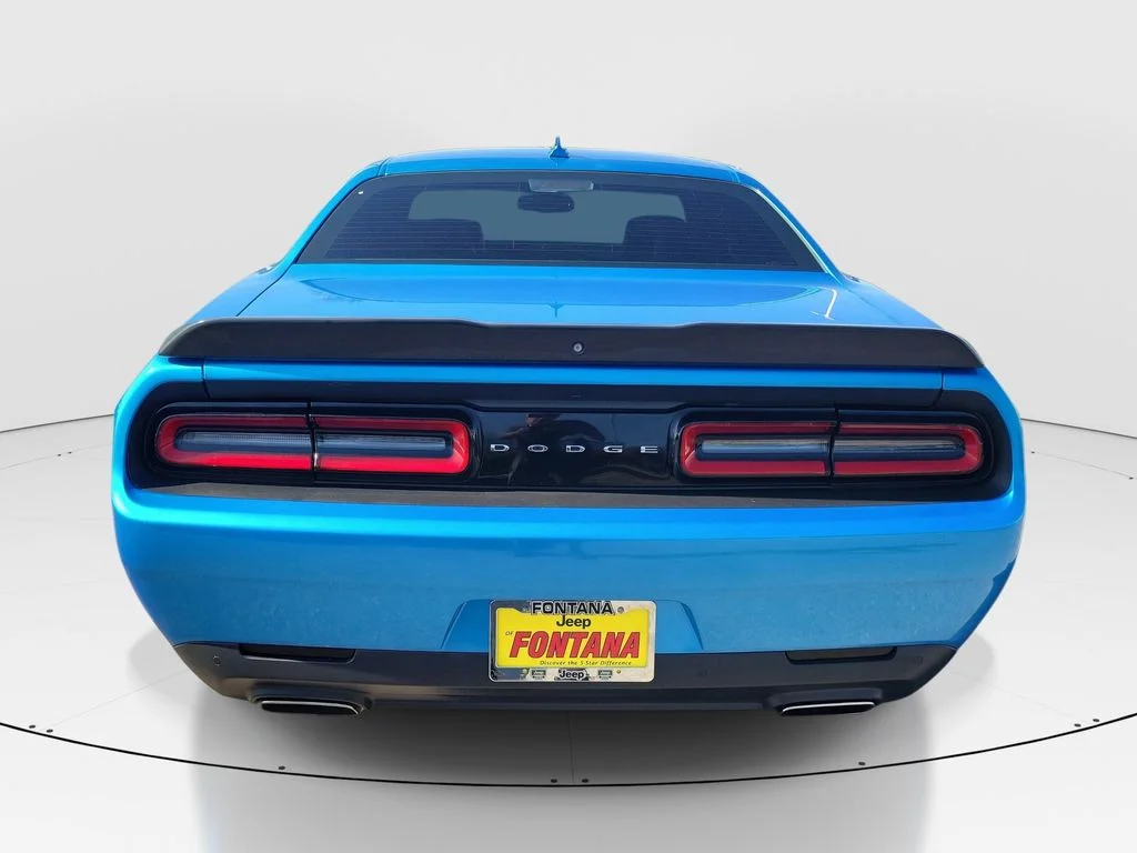 Certified Used 2019 Blue Dodge SXT image 4