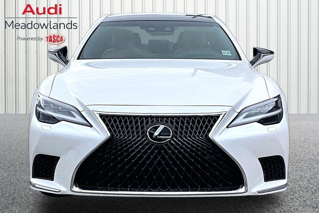 Used 2023 White Lexus 500 Base image 2