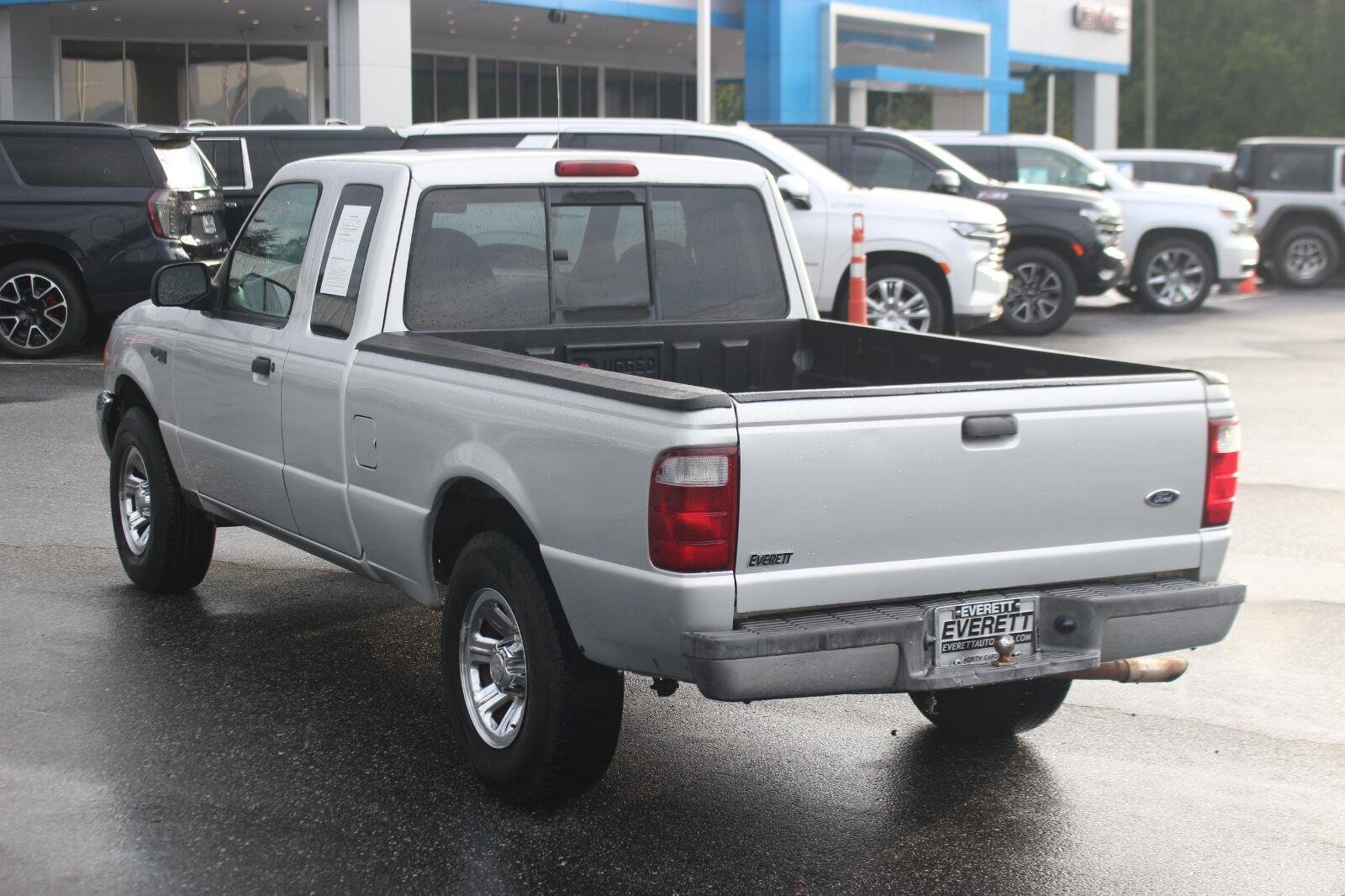 Used 2003 Silver Ford XL Fleet image 5